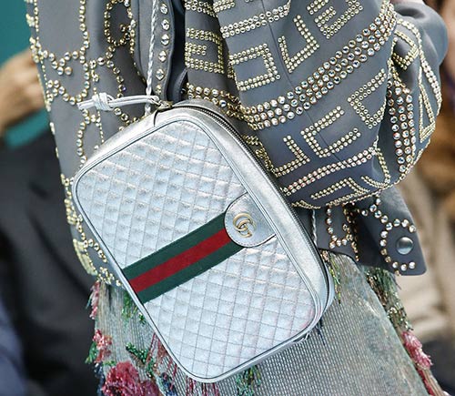 想看古奇的2018秋冬新款包包 直接来自米兰时装秀