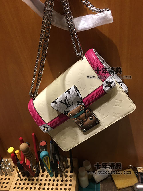 2019新款Wynwood漆皮手袋 lv链条包 M904420