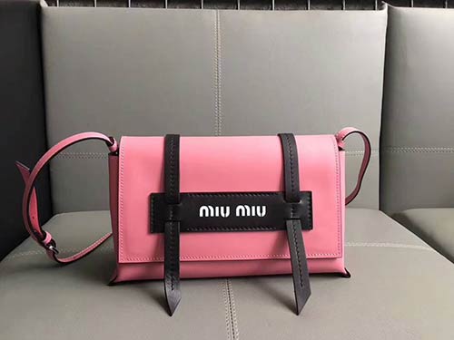 miumiu新款Grace Lux单肩包原单货，型号：5BD075